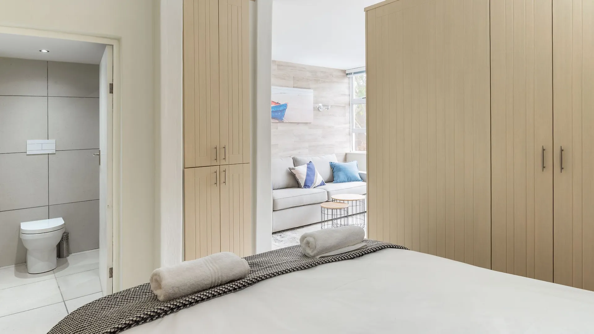 Apartment Montclair Suite 1 Cape Town