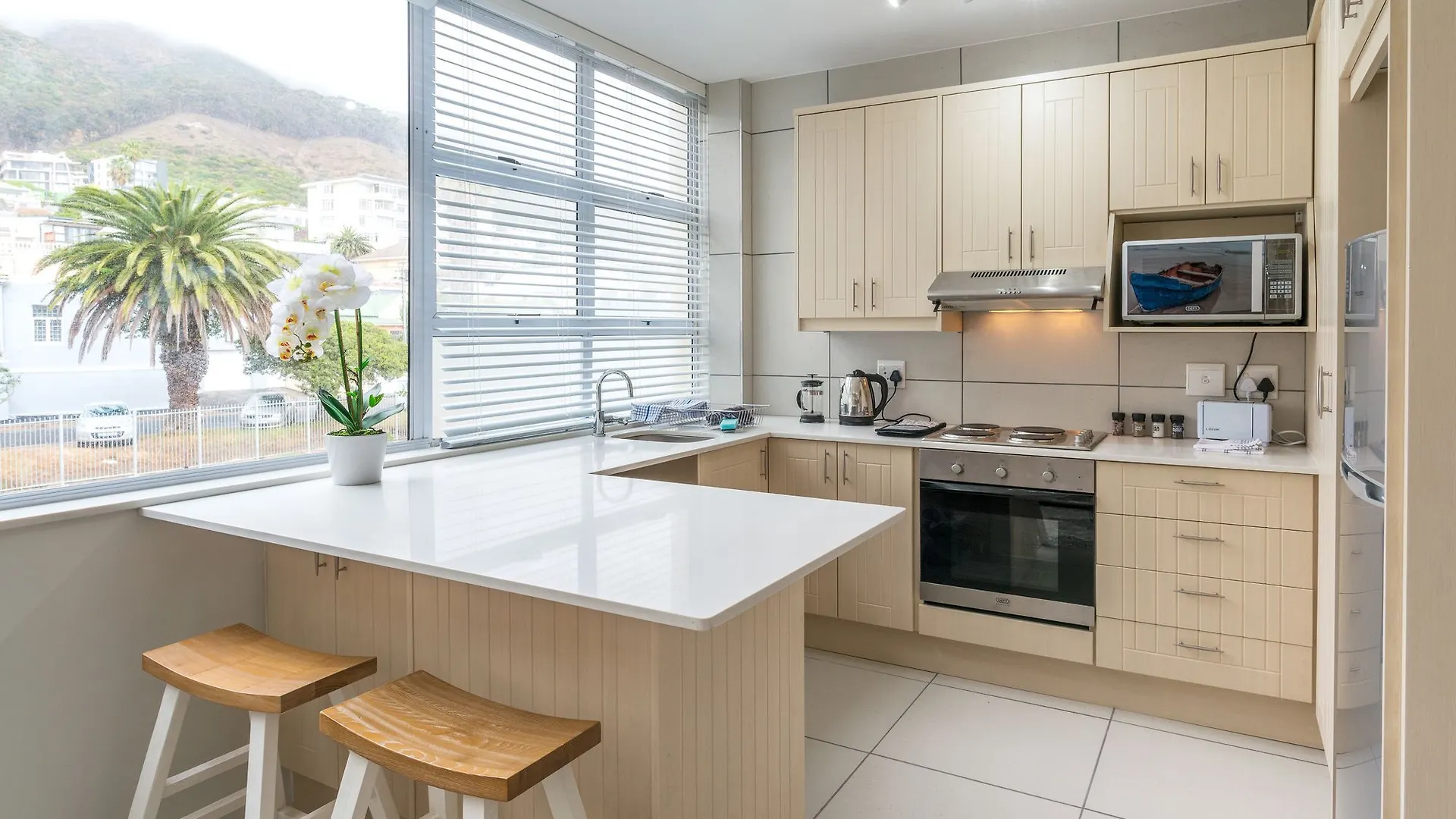 Montclair Suite 1 Cape Town Apartment