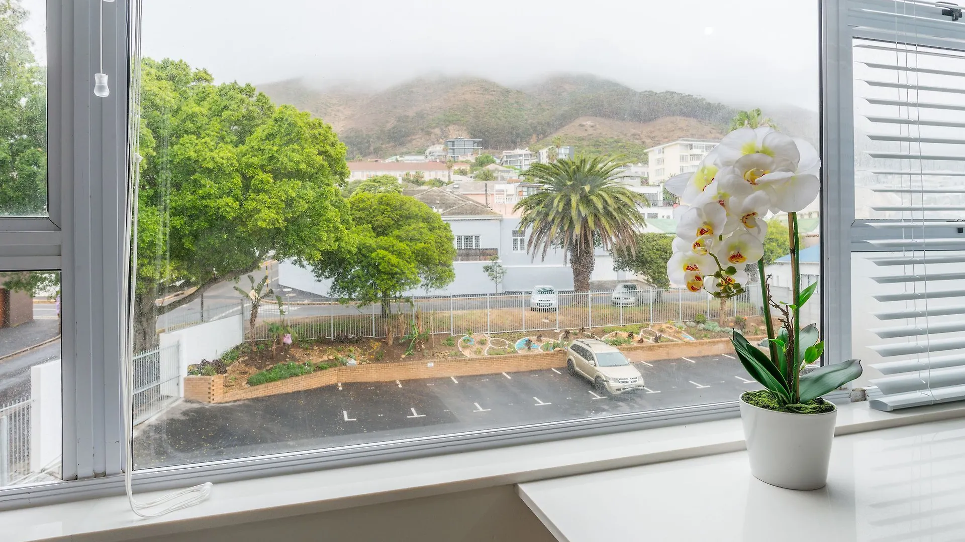 Montclair Suite 1 Cape Town Apartment